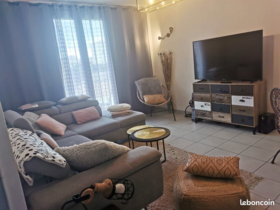 Appartement 3 pièces 58 m² · à Marseille · 58 m² · 100 000 €