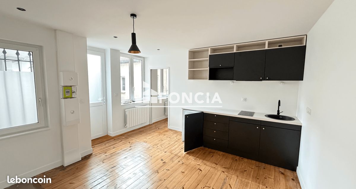 Appartement 1 pièce 29 m² · à Saint-Étienne · 29 m² · 396 €/mois