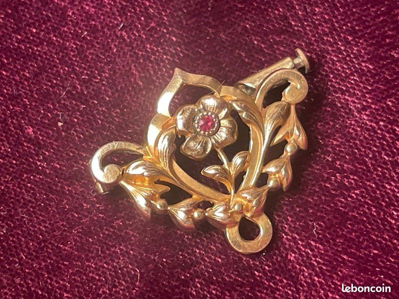 Ancienne Broche En Argent Et Grenats Du XIXe Siècle - Pièce De Collection Avec Restauration