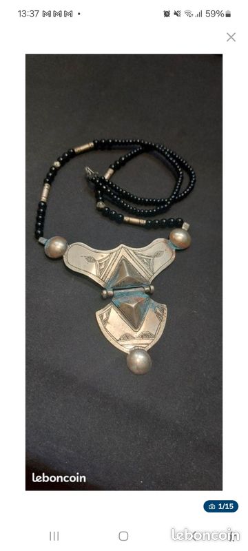 Collier Ancien Berbère En Argent Massif Avec Pierre Noire - Bijou Ethnique Vintage