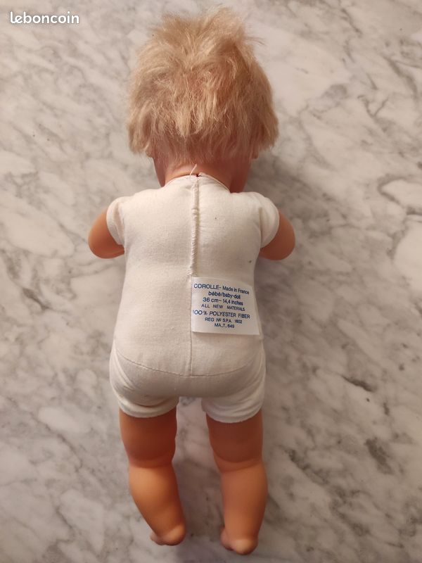 Poupée Corolle aux cheveux blonds | Kaufen auf