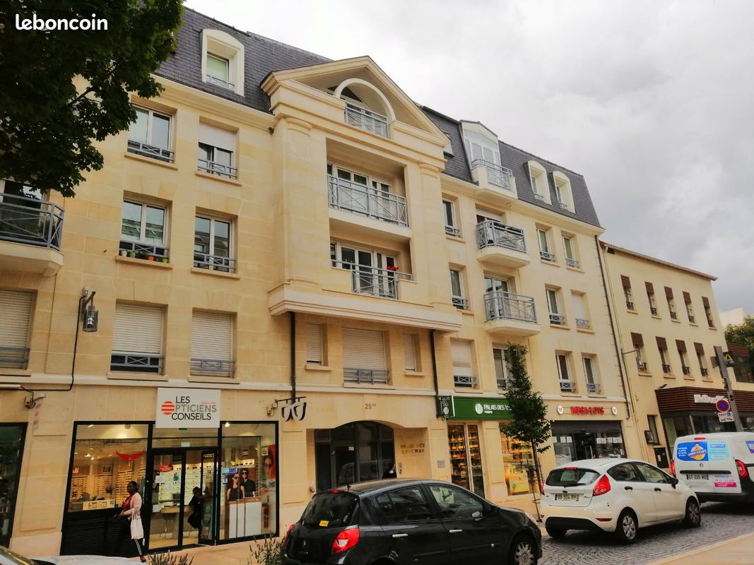 Appartement 1 pièce 31 m² · à Antony · 31 m² · 880 €/mois