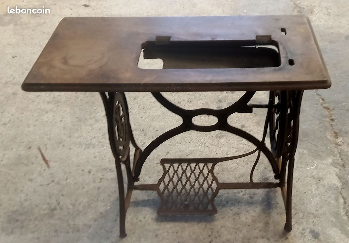Structure de machine à coudre (image 1)