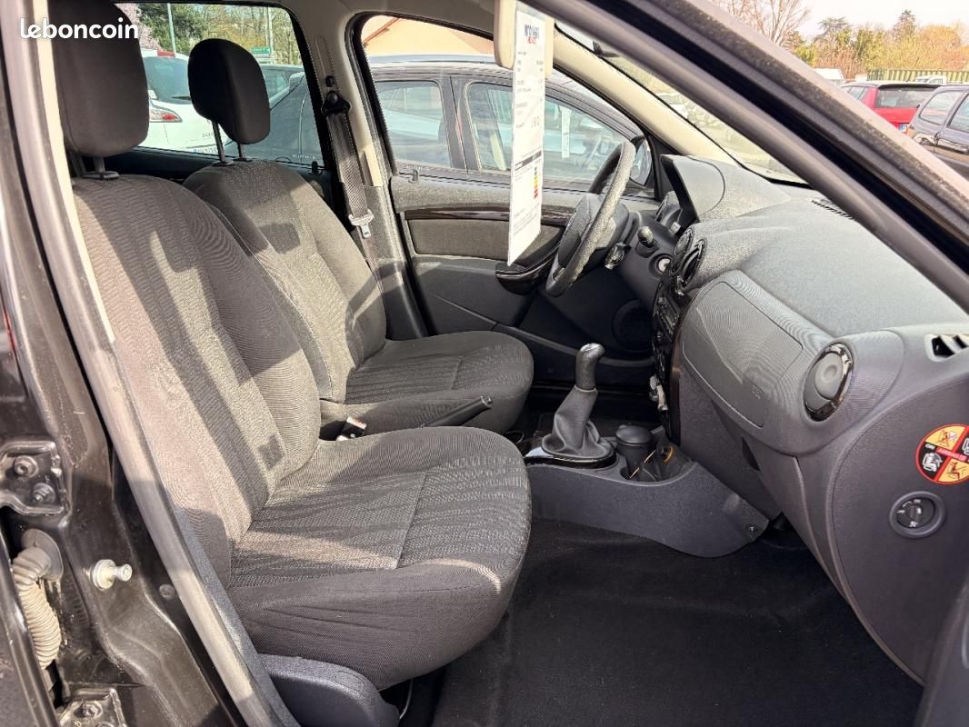 Dacia Duster 1.5 DCI 90 4x2 Lauréate (image 9)