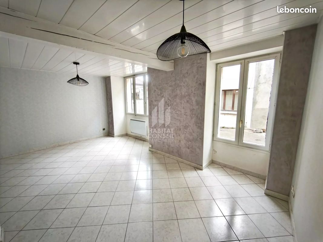 Appartement 2 pièces 47 m² · à Vizille · 47 m² · 82 000 €