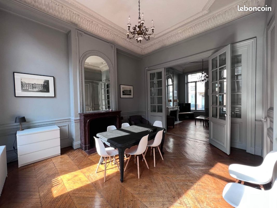 Appartement 6 pièces 180 m² · à Lille · 180 m² · 2 620 €/mois