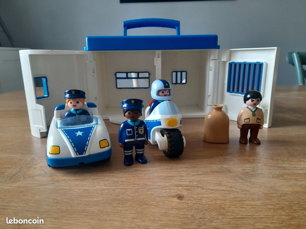 Playmobile policier (image 1)