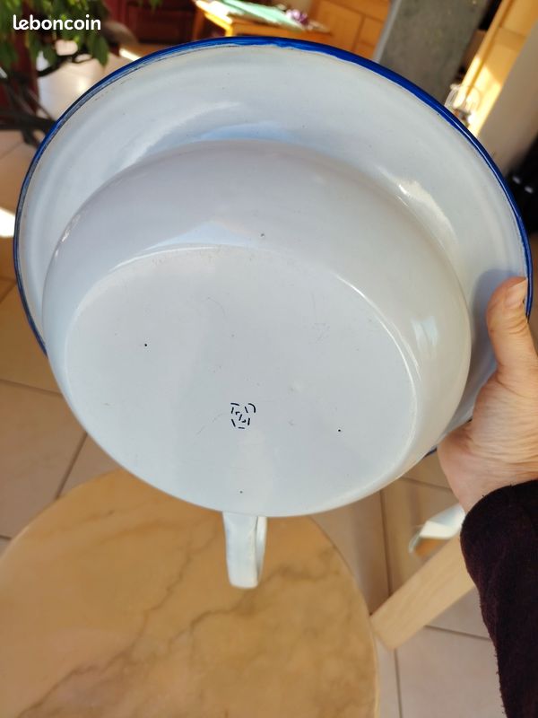 Bassine Émaillée Blanc et Bleu Diamètre 30,5cm - COLLECTION D'ANTAN