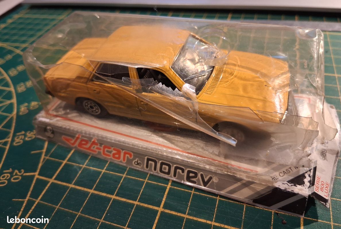 Peugeot 505 Norev Jet car 1/43 (image 3)
