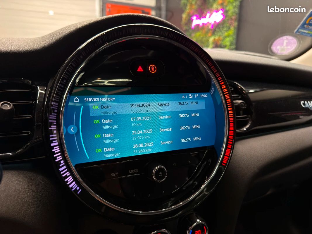 MINI COOPER 1.5 136ch BVA CAMDEN / TOIT OUVRANT / LED INTERIEUR (image 25)