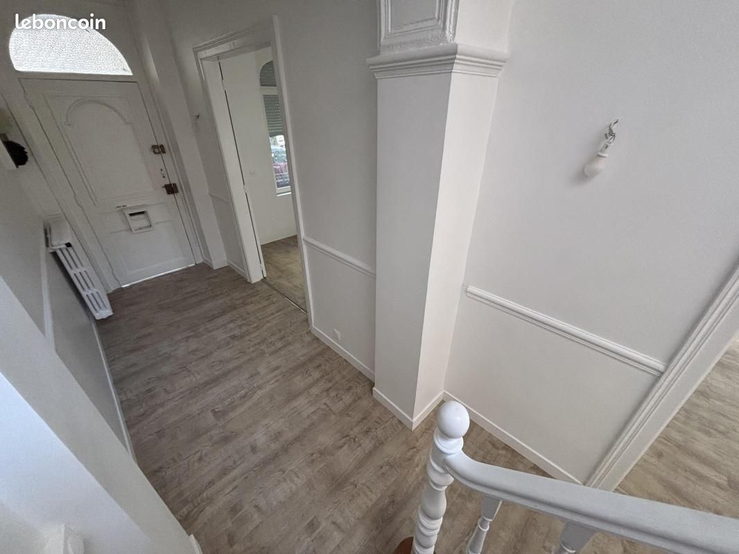 Maison a louer valenciennes - 6 pièce(s) - 135 m2 - Surfyn