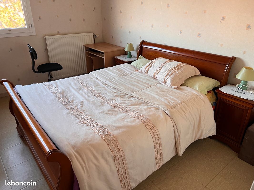 Chambres à coucher en merisier chêne noyer massif