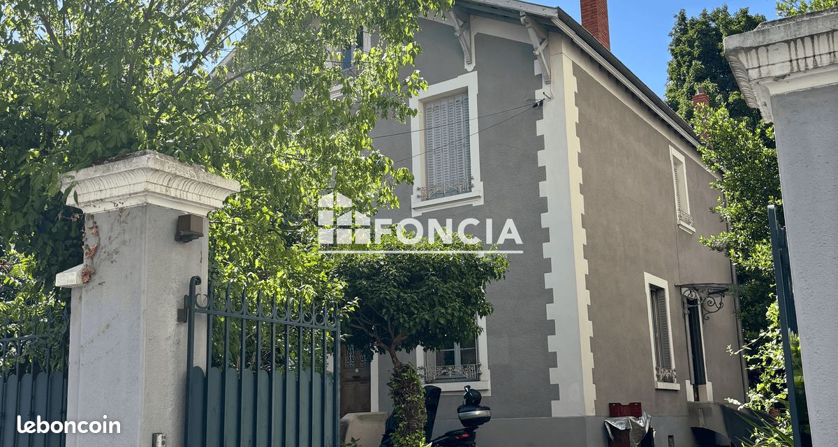 Maison 8 pièces 220 m² · à Lyon · 220 m² · 1 195 000 €
