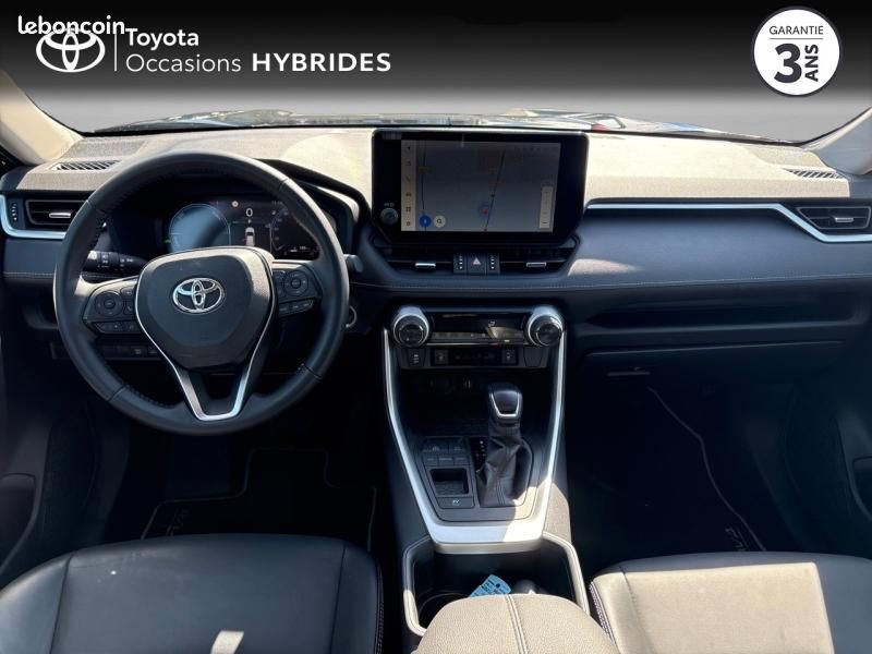 Toyota RAV4 2.5 Hybride 218ch Dynamic Business 2WD Toyota Experience MY25 (image 8)