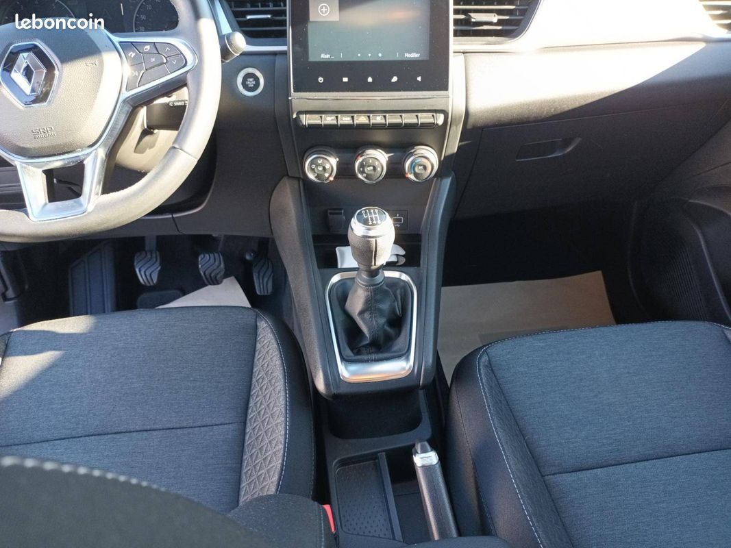 RENAULT Captur TCe 90 - 21 Business (image 11)
