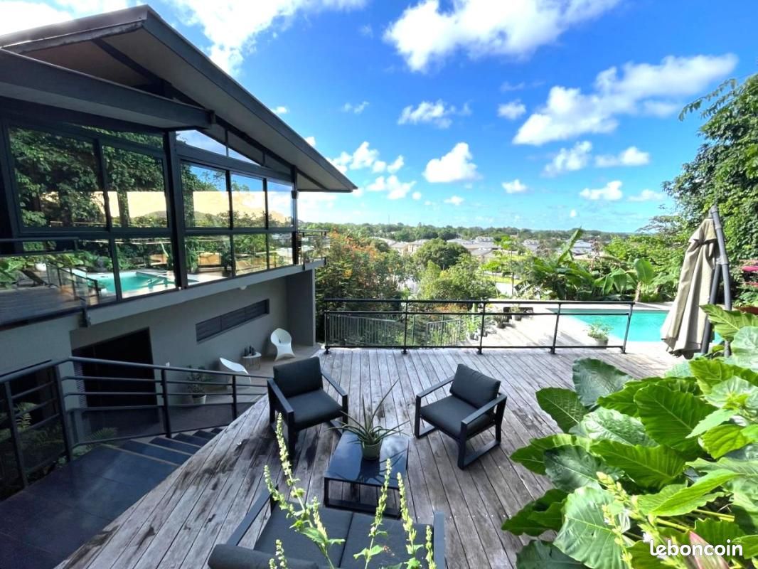 Maison 5 pièces 200 m² · à Remire-Montjoly · 200 m² · 715 000 €