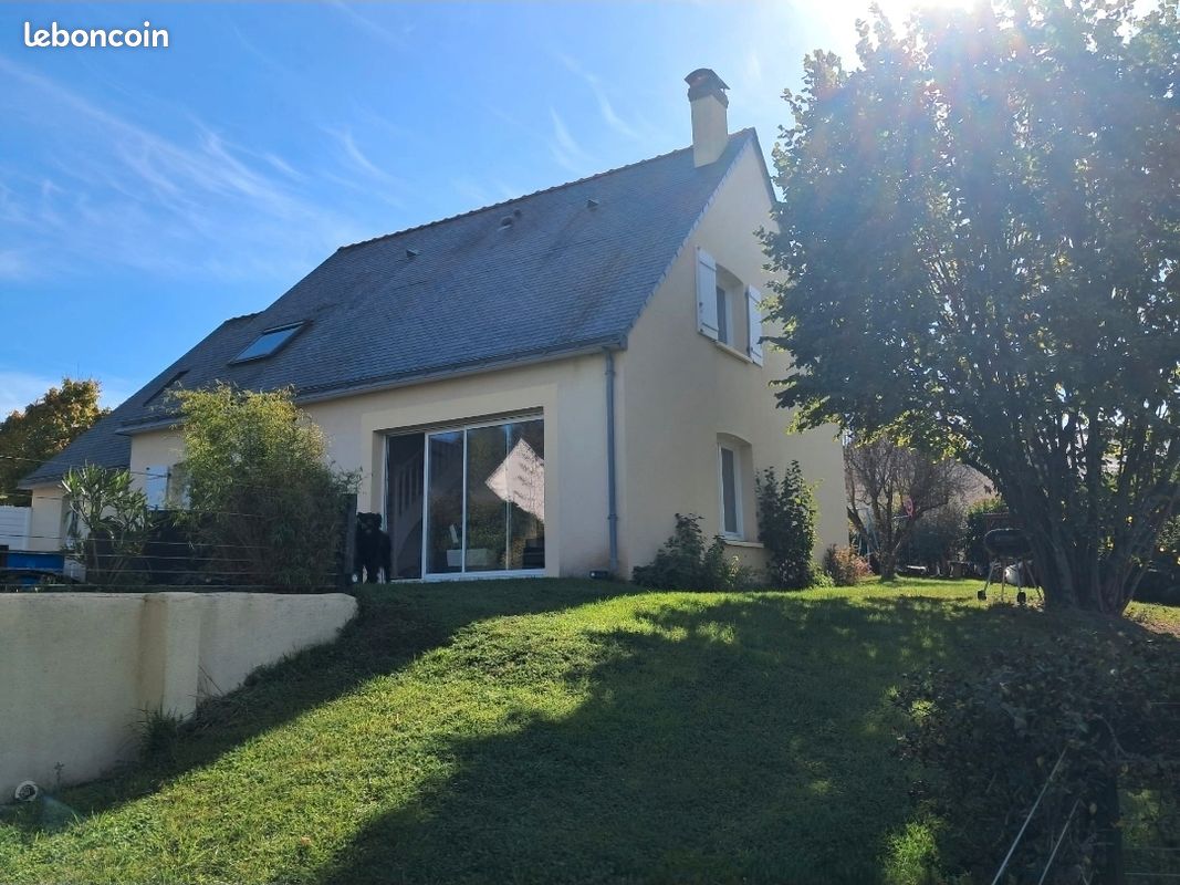 Maison 8 pièces 165 m² · à Bouchemaine · 165 m² · 465 000 €