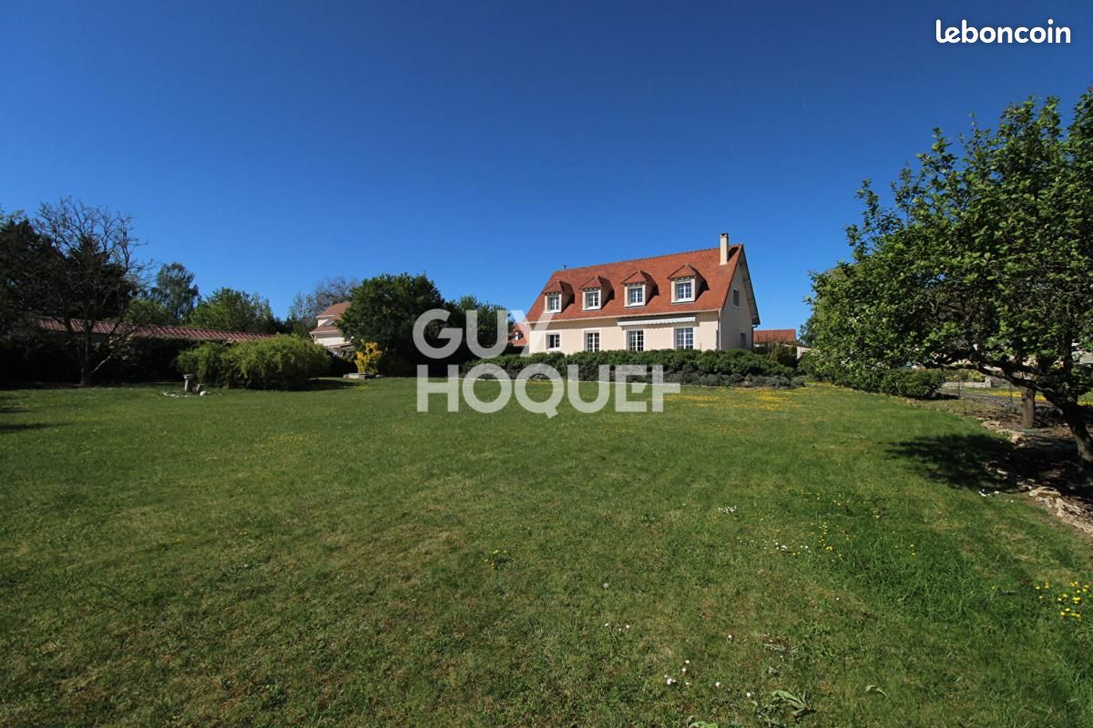 Maison 7 pièces 180 m² · à Soignolles-en-Brie · 180 m² · 598 000 €