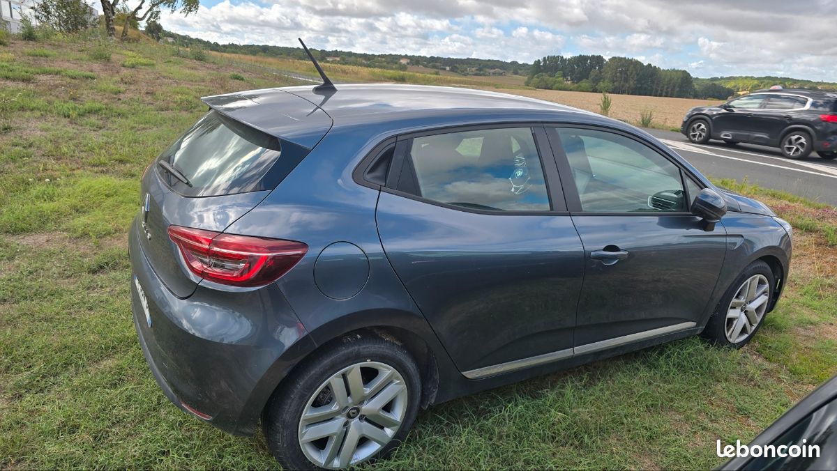 Clio 5 (image 3)