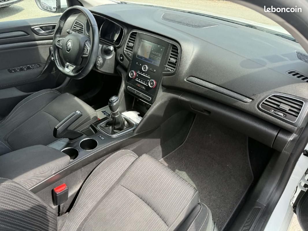 Renault Mégane IV DCI 90 ENERGY AIR NAV (image 7)