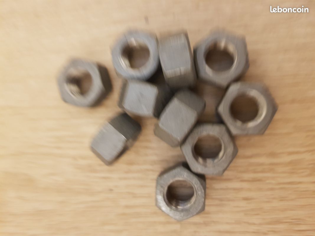 Lot complet Boulon + ecrou 10X40 et 12X45 Galvanisé (image 7)
