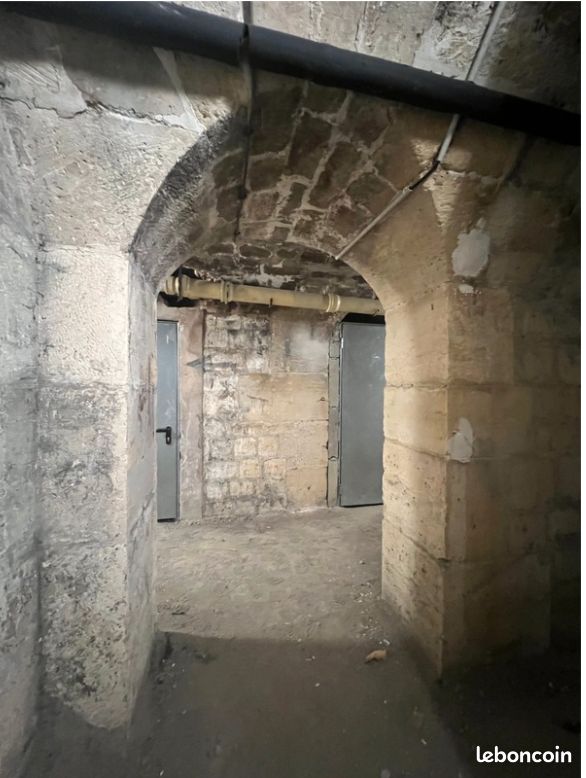 Local commercial 1 pièce 14 m² · à Paris · 14 m² · 25 000 €