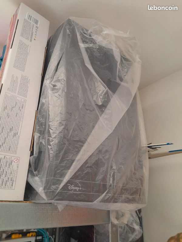 Echange ,Star Wars Mandalorian: The Child Grogu Life-Size figure Sideshow statue 1:1 Now (image 3)