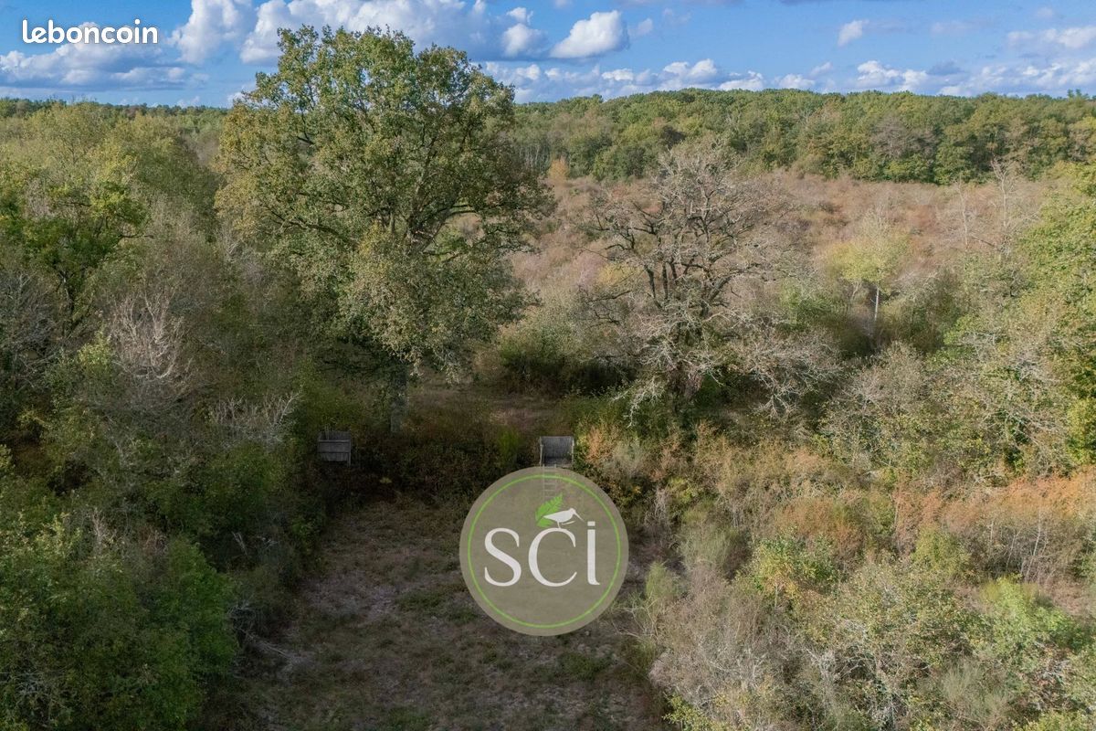 Terrain Clémont · 349 800 €