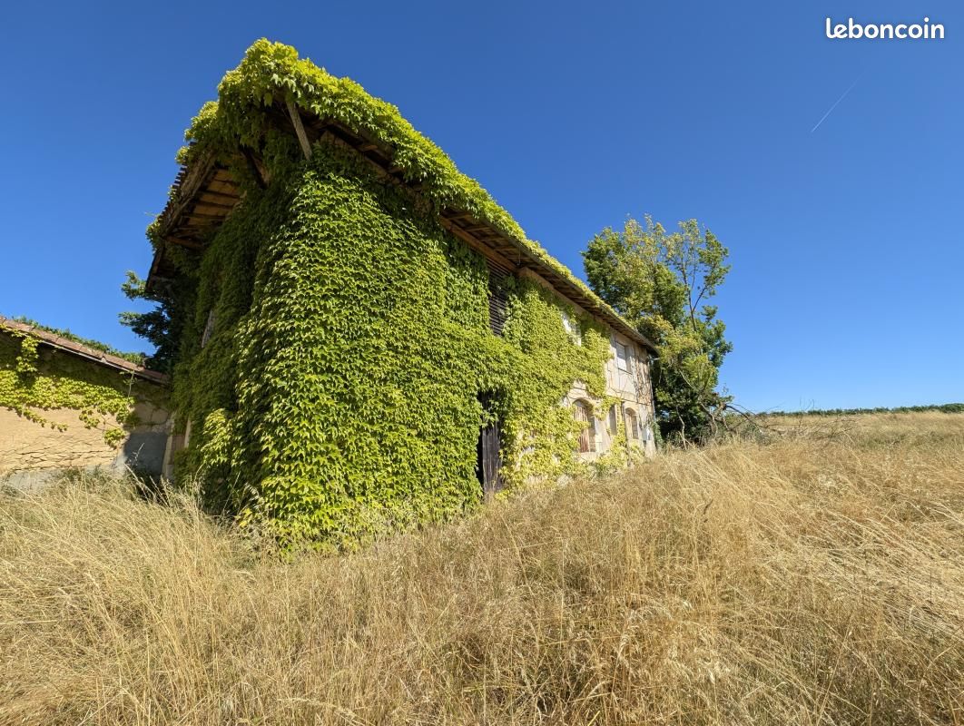 Maison 220 m² · à Créon · 220 m² · 120 000 €