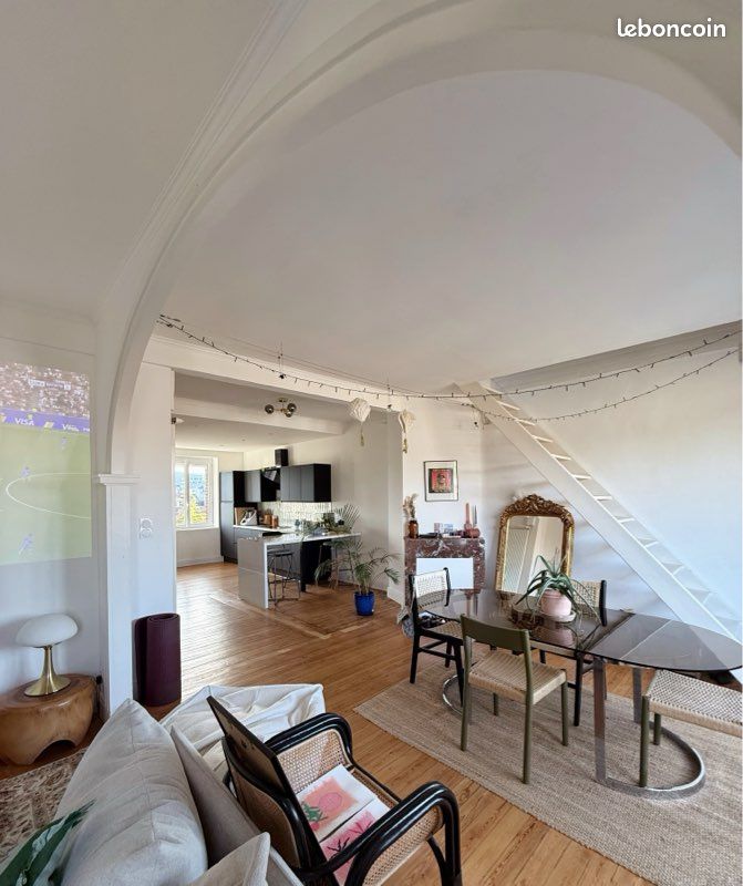 Appartement 3 pièces 73 m² · à La Madeleine · 73 m² · 1 050 €/mois