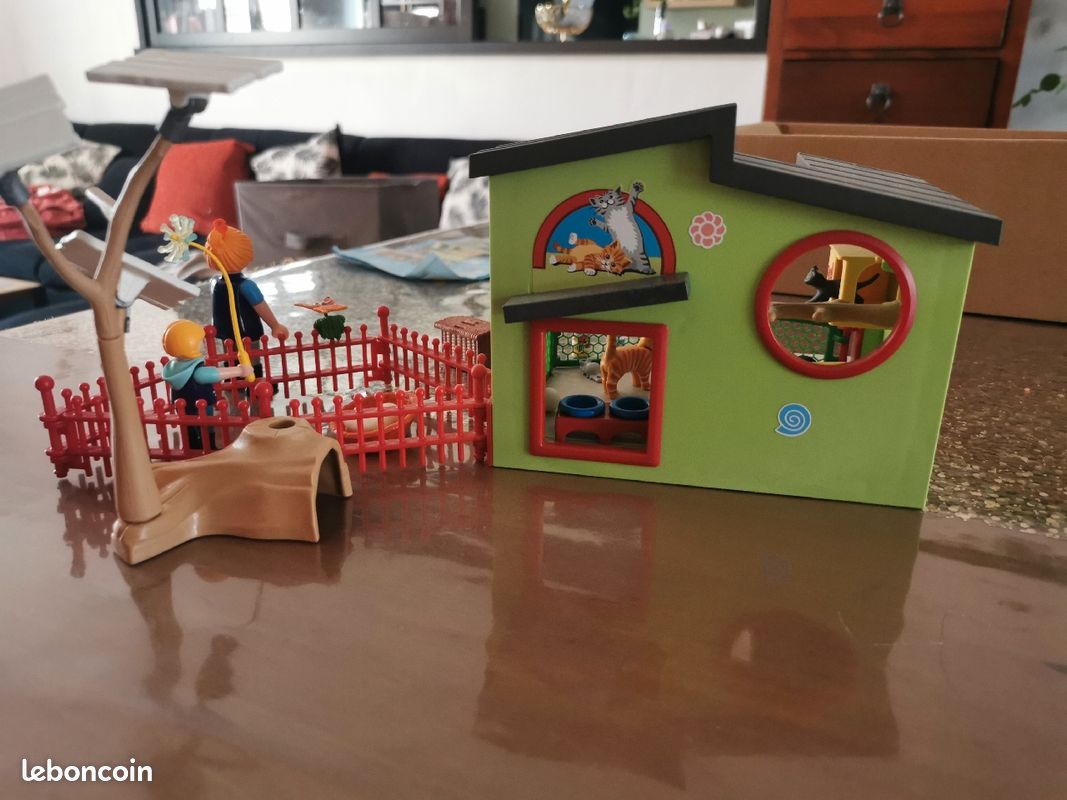 Playmobil 9276 chatterie (image 2)