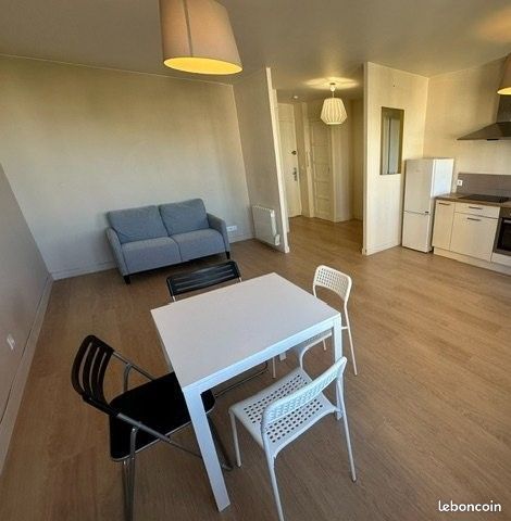 Appartement 2 pièces 30 m² · à Colombes · 30 m² · 875 €