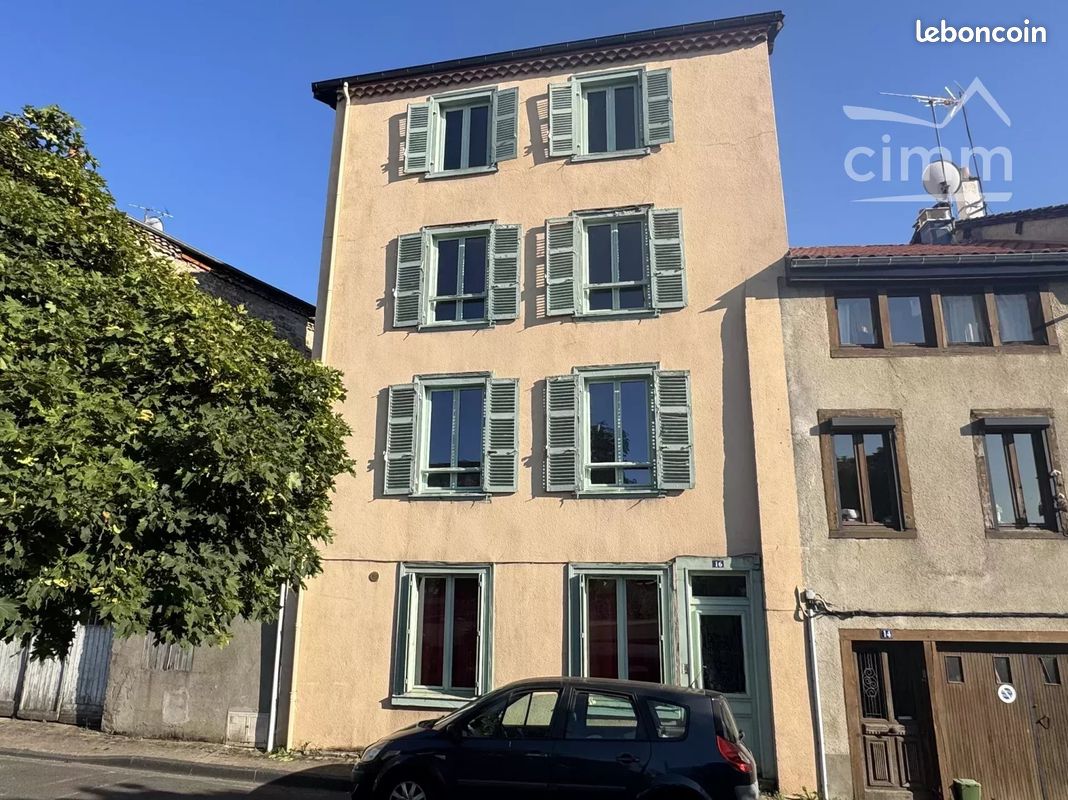 Immeuble 189 m² · à Ambert · 189 m² · 169 000 €