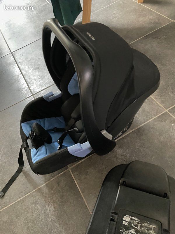 Cosy recaro avec base isofix (image 1)