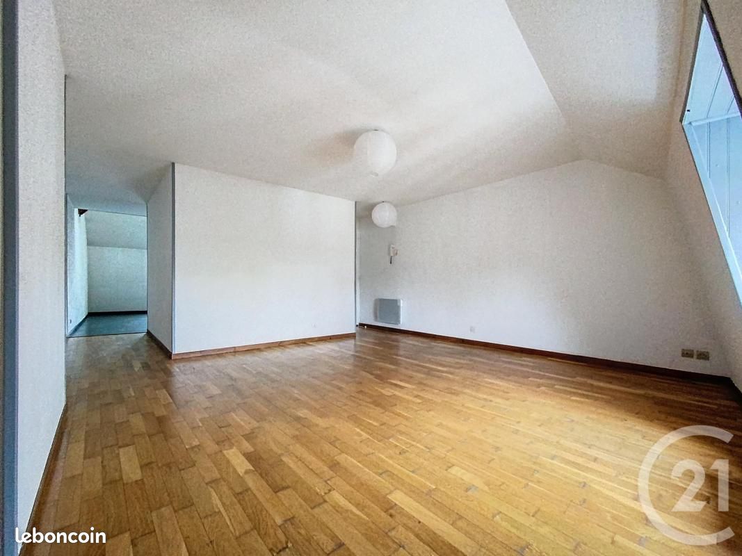 Appartement a louer chalons-en-champagne - 2 pièce(s) - 77 m2 - Surfyn