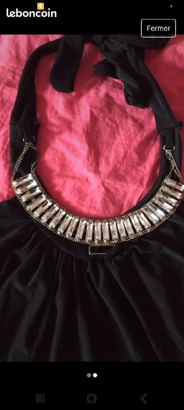 Haut dos nu avec collier (image 2)