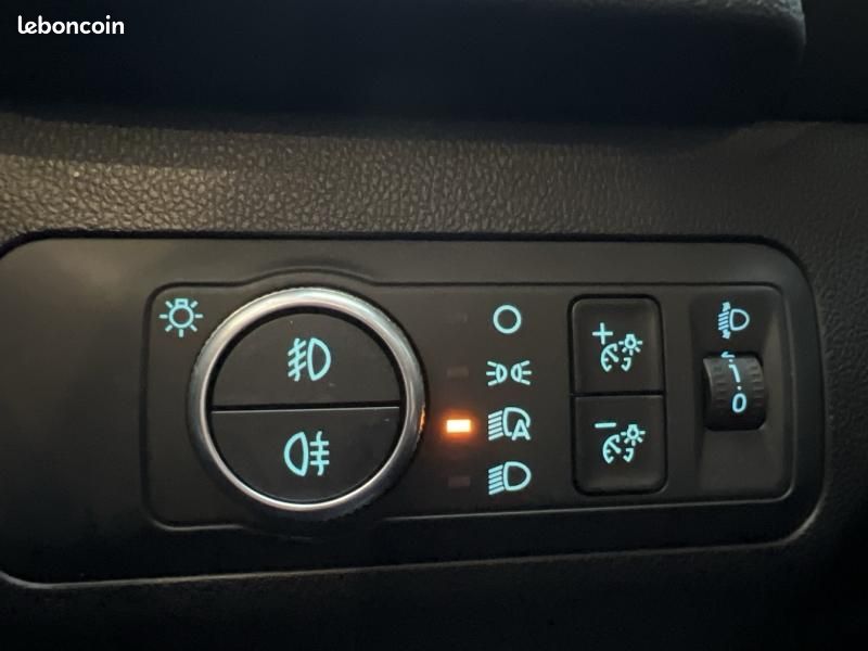 Ford Kuga 2.5 Duratec 190ch FHEV E85 ST-Line Business BVA (image 8)