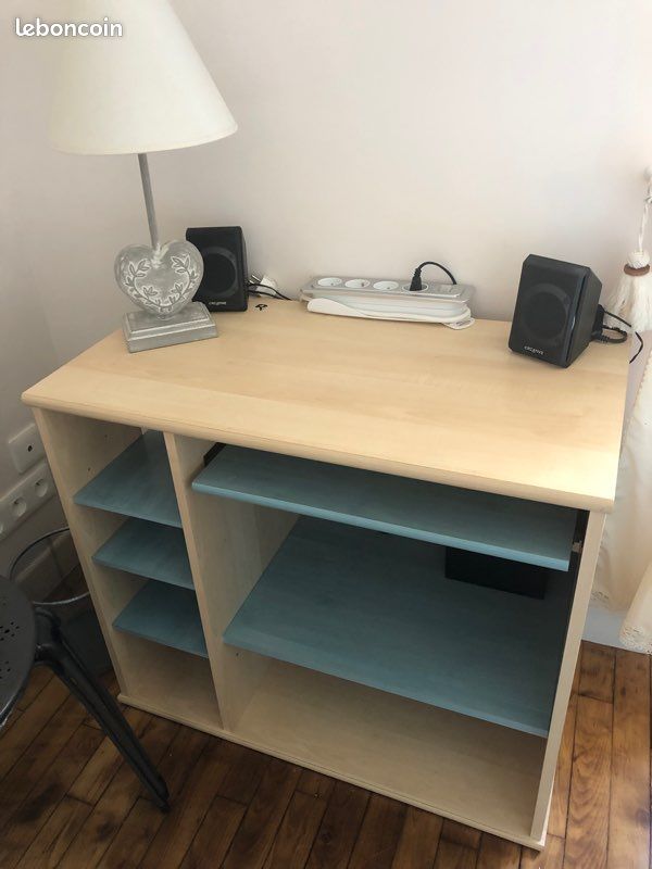 Bureau (image 1)