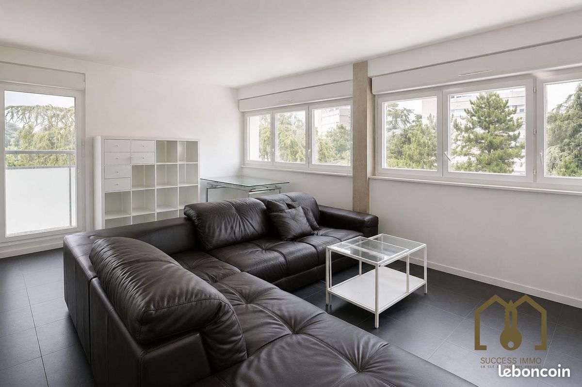 Appartement 3 pièces 57 m² · à Lyon · 57 m² · 160 000 €
