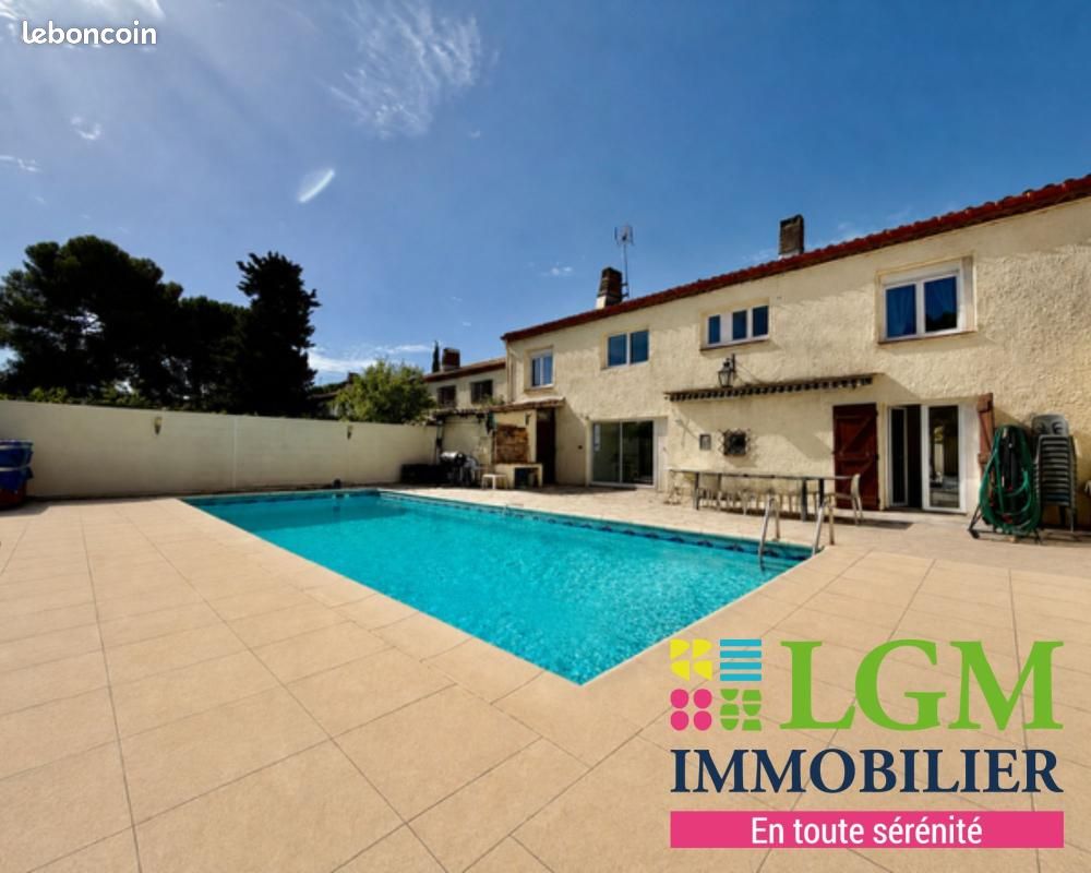 Maison 9 pièces 243 m² · à Lattes · 243 m² · 699 000 €
