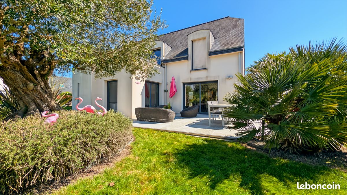 Maison 7 pièces 208 m² · à Pleumeleuc · 208 m² · 439 900 €