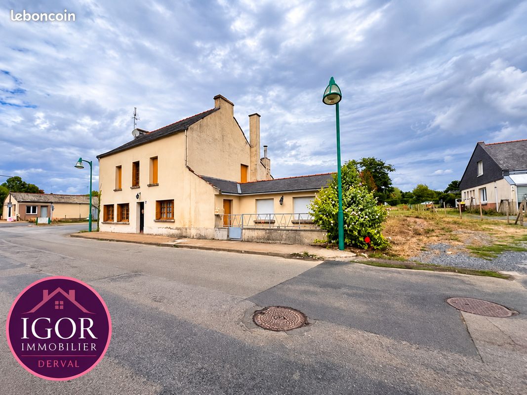 Maison 12 pièces 135 m² · à Conquereuil · 135 m² · 103 000 €