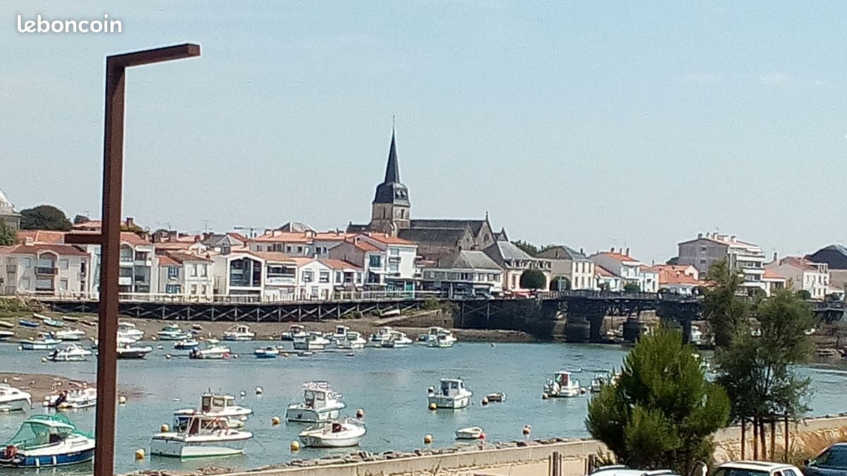 Appartement 2 pièces 35 m² · à Saint-Gilles-Croix-de-Vie · 35 m² · 700 €/mois