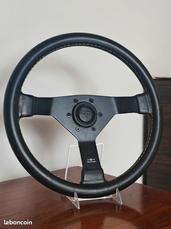 Rare volant Personal design Giugiaro pour Youngtimer (image 1)