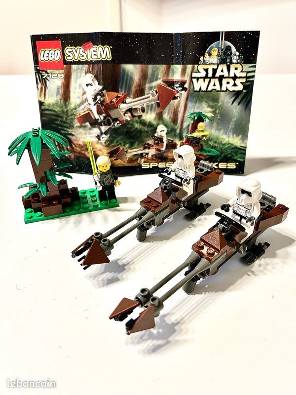 LEGO Star Wars Set Les Speeder Bikes 7128 Vintage, Rare