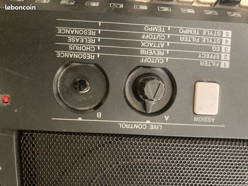 Clavier arrangeur Yamaha PSR E423 (image 4)