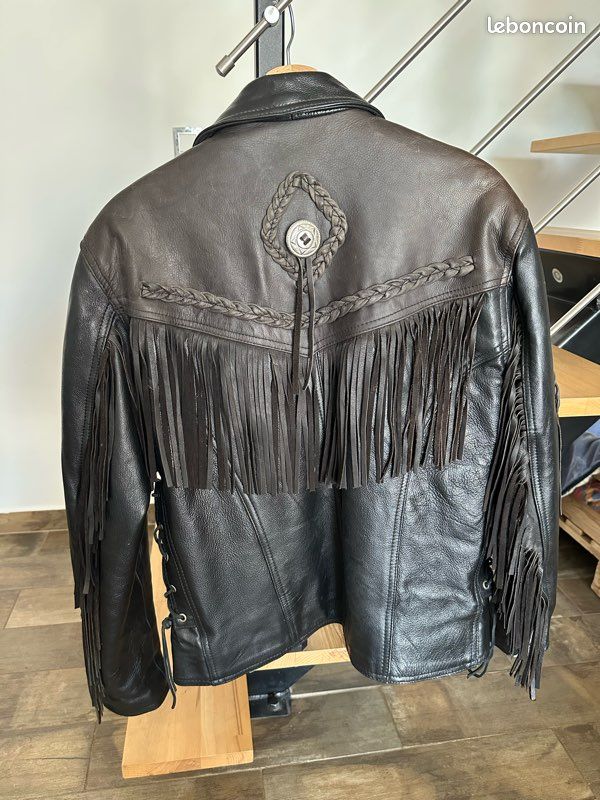 Veste en cuir franges moto (image 2)