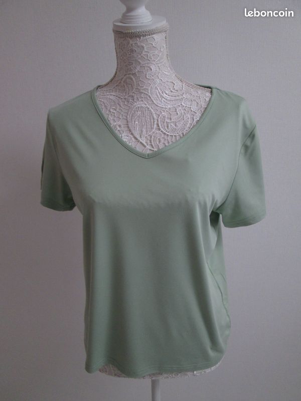 T-shirt vert clair Shein taille XL (image 1)