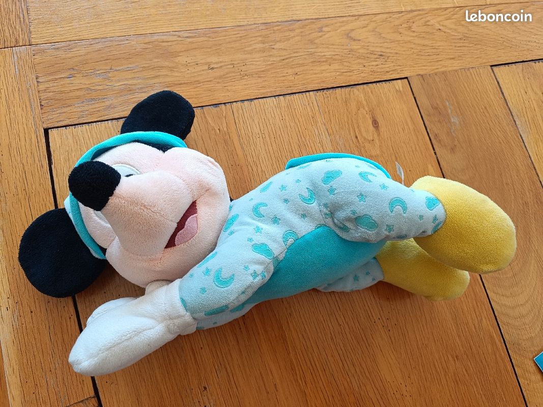 Vends ourson Mickey (image 2)