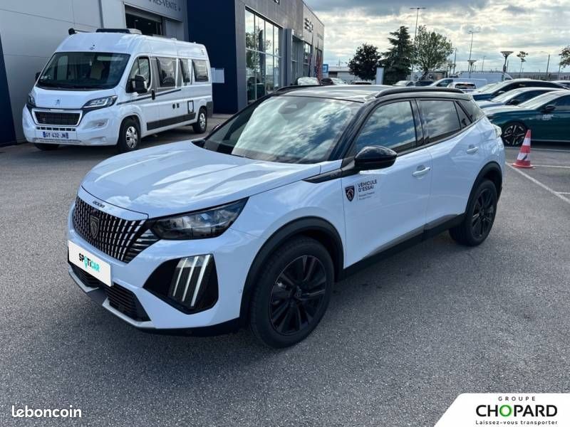 Peugeot 2008 Hybrid 145 e-DCS6 GT Exclusive (image 25)